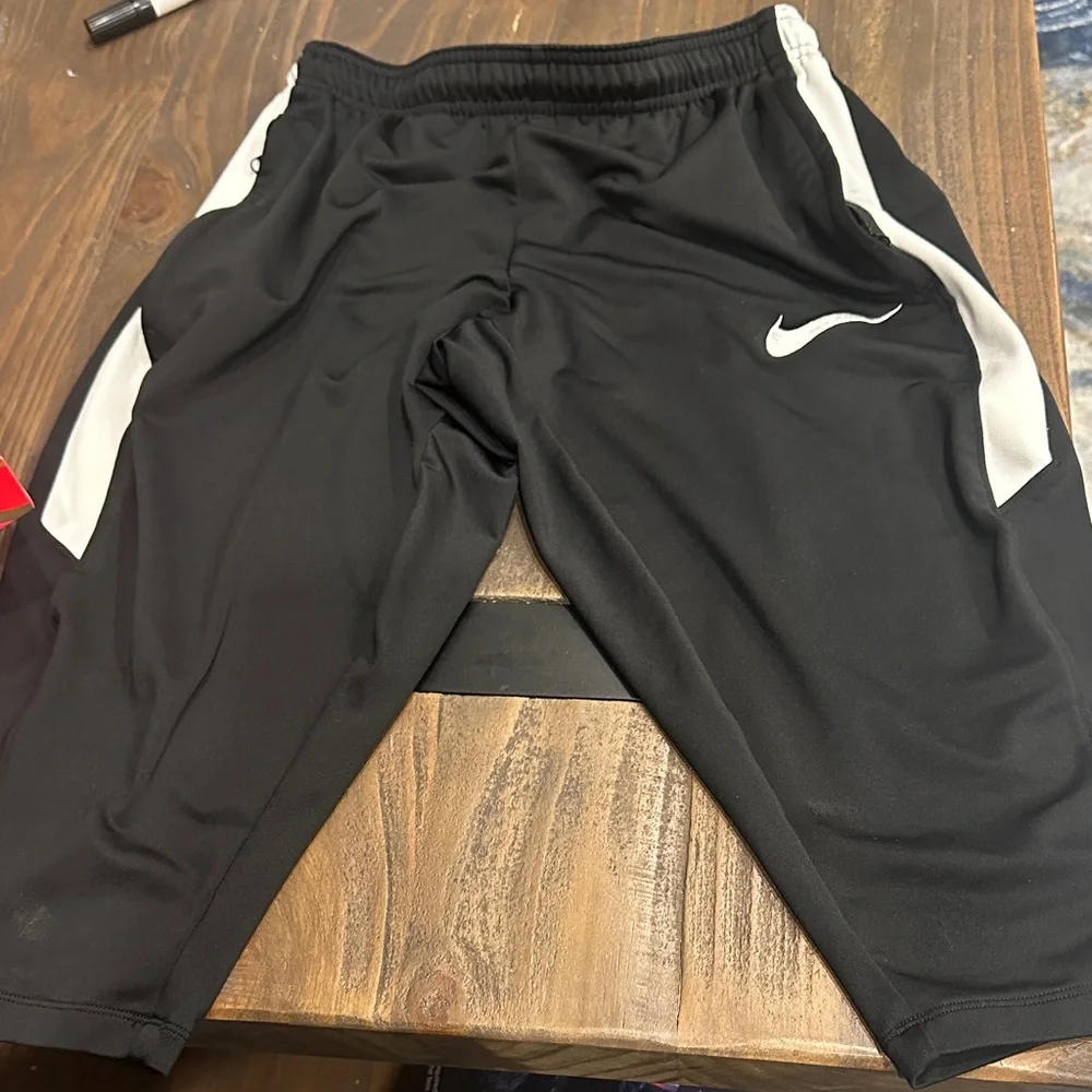 Nike Black athletic pants zipper pockets size small
